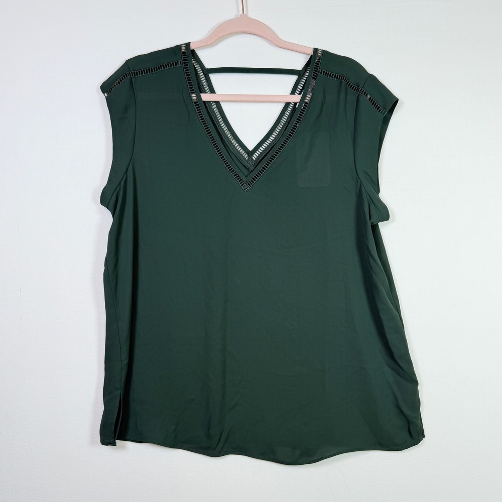 DR2 Dark Green Ladder Trim V-Neck Bar Back Sleeveless Blouse L